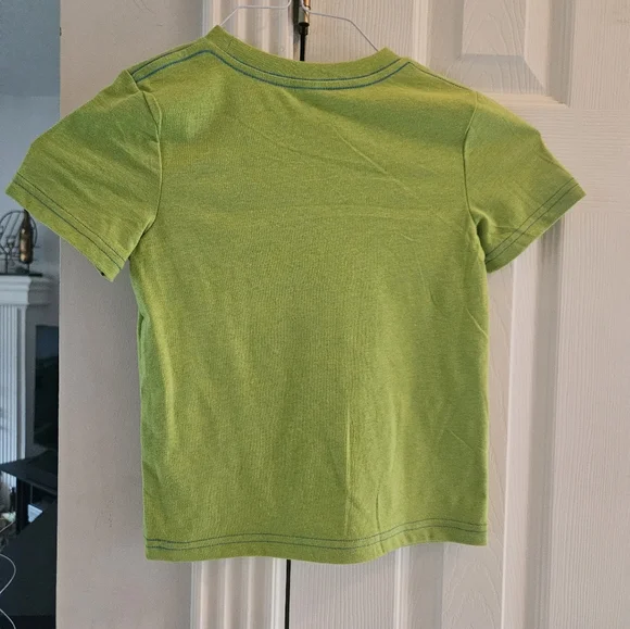 💥Boys Dinosaur Graphic T, Oversized (NWOT) Sz 4 (💥2/$12 Bundle) - Picture 3 of 4